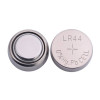 Pila alcalina LR44 equivalencias: AG13 / G13 / LR44 / GP76A / 357 / SR44W / SR44SW / 157 / 303 EPX76 / S76 / SG13 / SR44